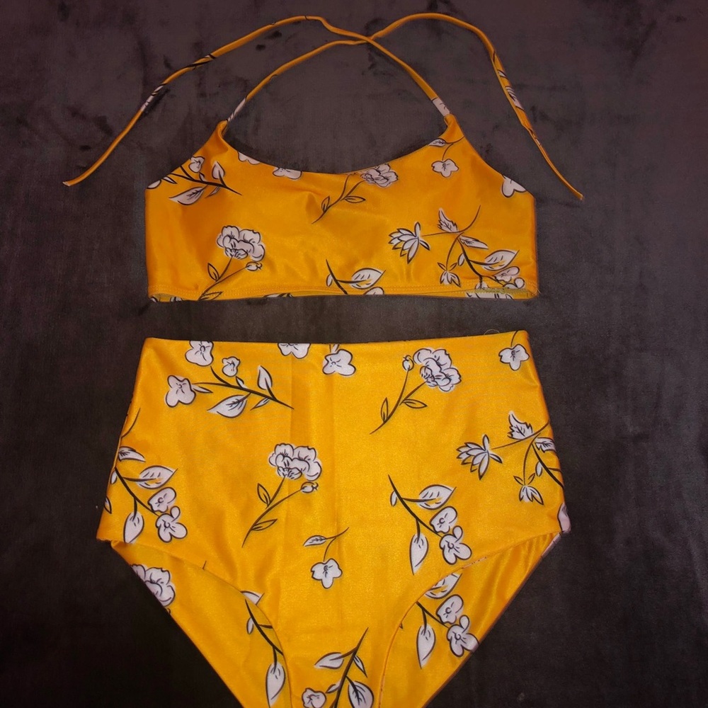High waisted floral bikini